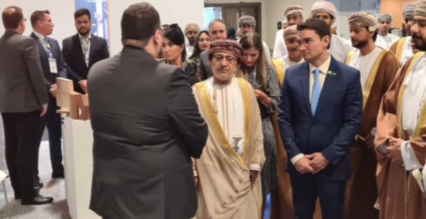OMA SULTAN WITH GCORP CEO